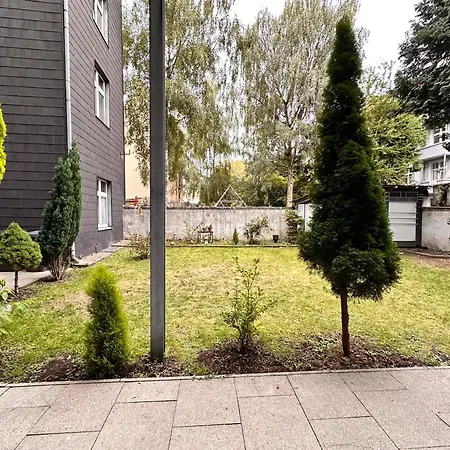 Cozy Near City, Stadium And Klinikum Appartement *